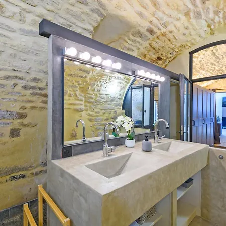Дом отдыха La Bastide De - Au Coeur Du Gard Montpezat (Gard)